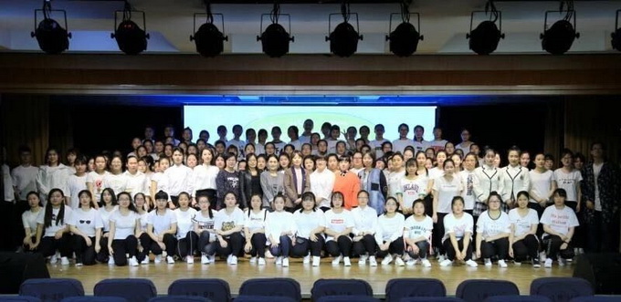 微信图片_20180504220150_调整大小.jpg