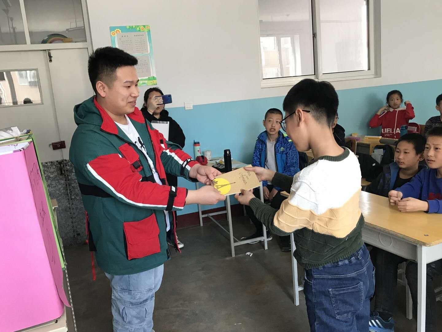 微信图片_201904150946352.jpg