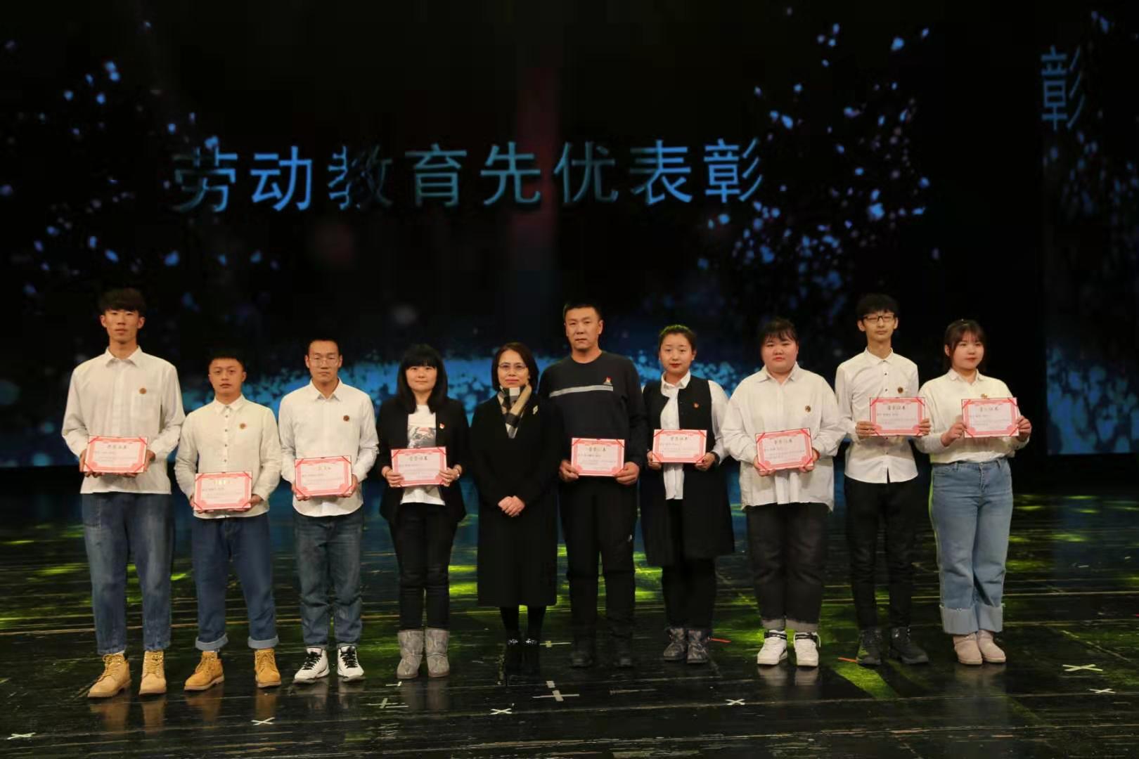 微信图片_20191230193803.jpg