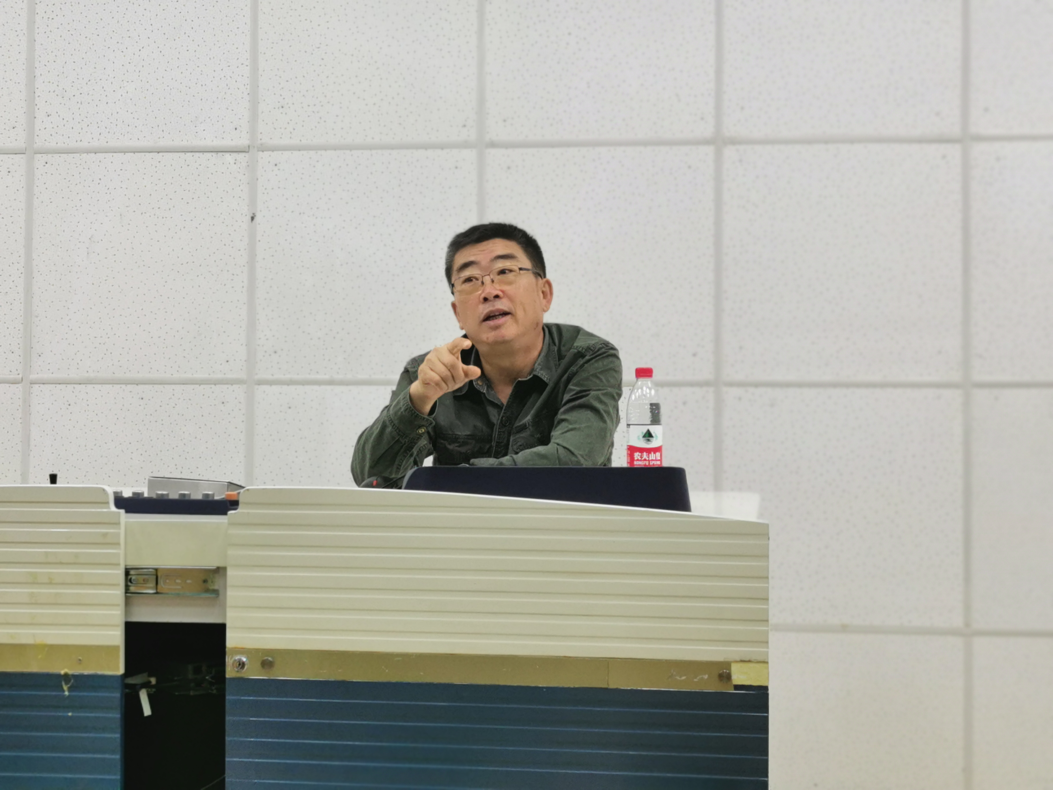 纳新照片1.jpg